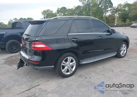 2013 Mercedes-Benz Ml 350 z USA, uszkodzony, nr VIN 4JGDA5JB3DA228078